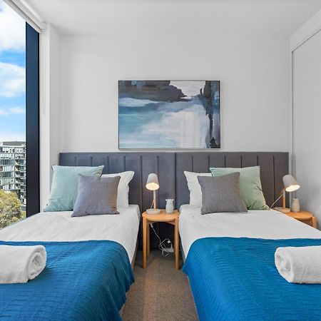 The Oasis - Brand New 2Bedroom Apt With Parking, Heated Pool And Gym Мельбурн Экстерьер фото