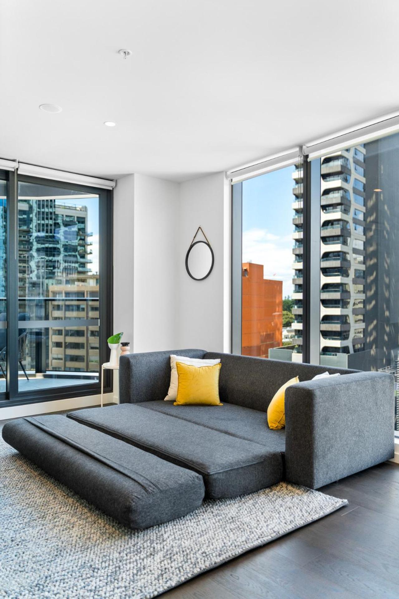 The Oasis - Brand New 2Bedroom Apt With Parking, Heated Pool And Gym Мельбурн Экстерьер фото